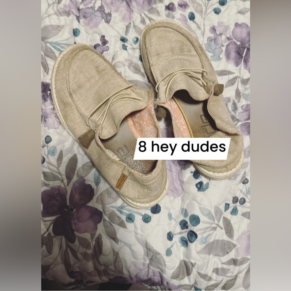 Size 8 ladies hey dudes